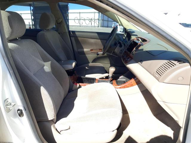 Photo 5 from auction – 2004 TOYOTA CAMRY LE with VIN JTDBE32K640283181