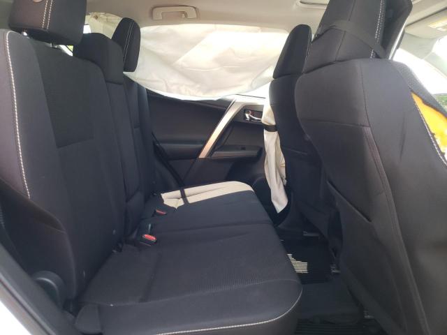 Photo 6 from auction – 2018 TOYOTA RAV4 with VIN JTMRFREV4JD235039