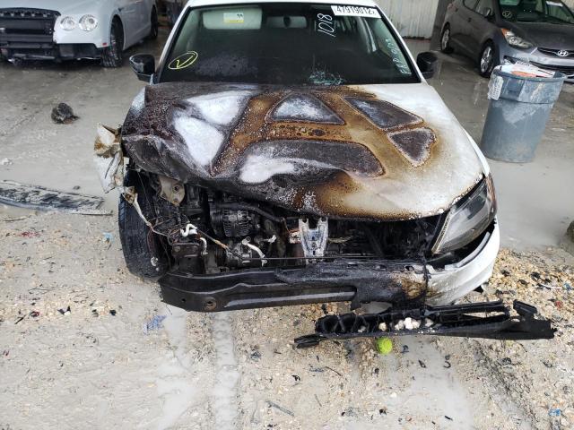 Photo 9 from auction – 2015 VOLKSWAGEN JETTA BASE with VIN 3VW2K7AJ4FM271018