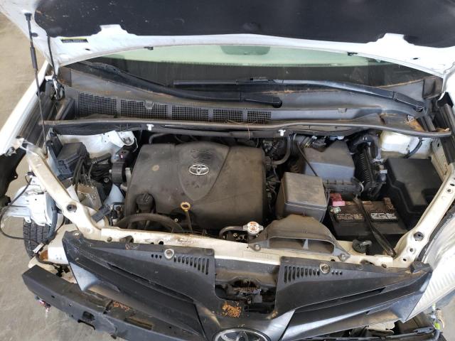 Photo 7 from auction – 2018 TOYOTA SIENNA L with VIN 5TDZZ3DC1JS935125