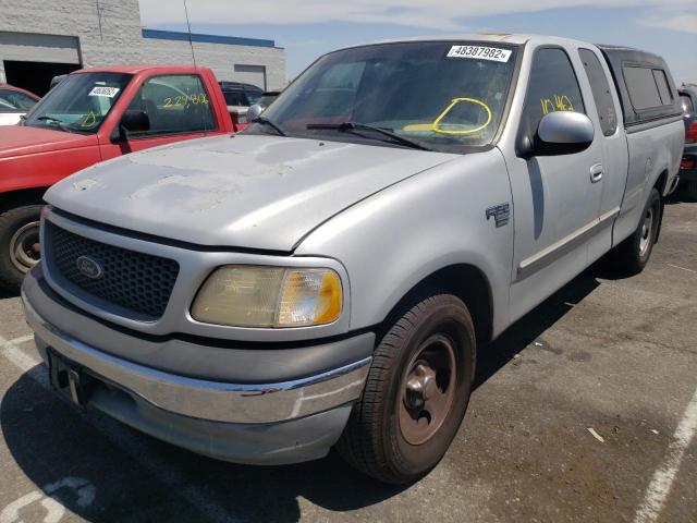 Photo 2 from auction – 2000 FORD F150 with VIN 1FTRX17L2YNC28847