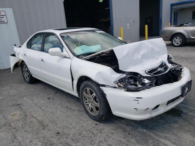 ACURA 3.2TL 2000 with VIN 19UUA5664YA033422 - Photo from auction