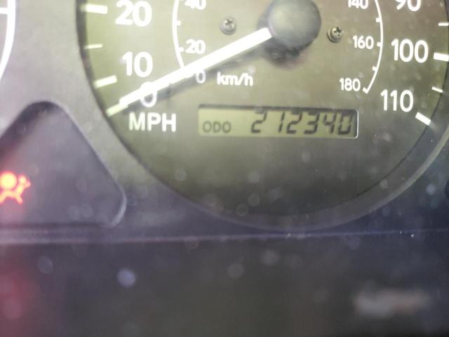 Photo 8 from auction – 2002 TOYOTA COROLLA CE with VIN 2T1BR12E22C531741
