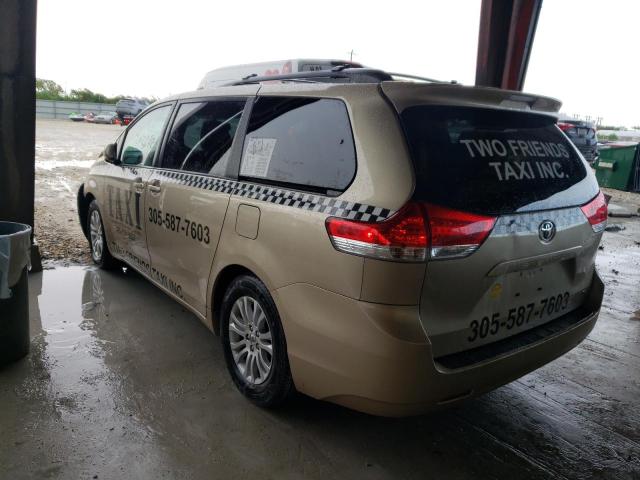 Photo 3 from auction – 2011 TOYOTA SIENNA XLE with VIN 5TDYK3DCXBS044252