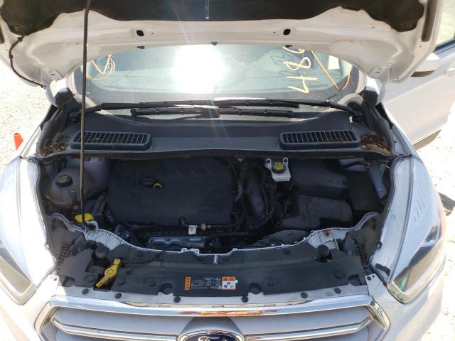 Photo 7 from auction – 2018 FORD ESCAPE with VIN 1FMCU9HD6JUD30535