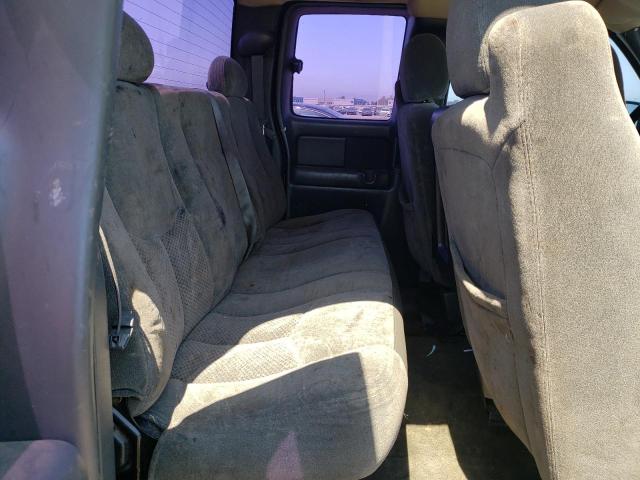 Photo 6 from auction – 2004 CHEVROLET SILVERADO with VIN 1GCEC19V94Z194000