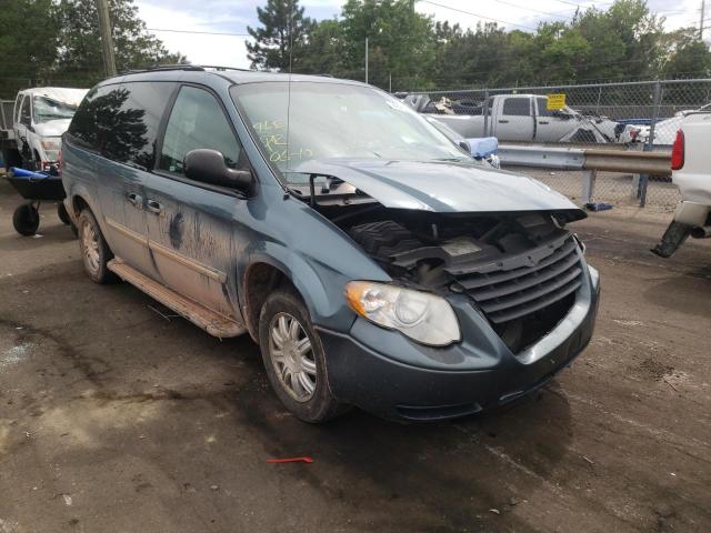 CHRYSLER TOWN & COU 2005 with VIN 2C4GP54L55R466502 - Photo from auction