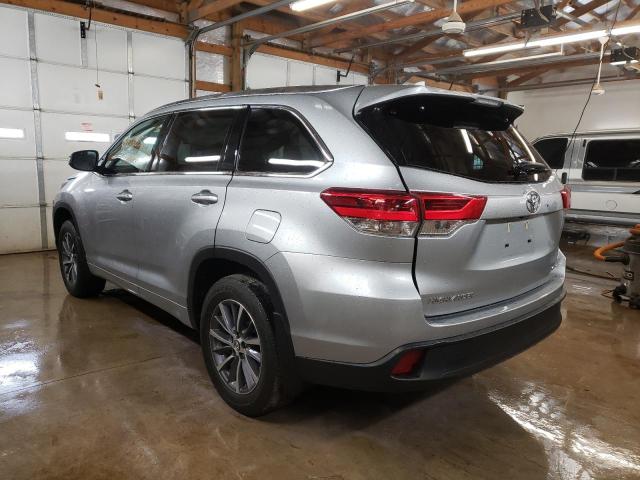 Photo 3 from auction – 2018 TOYOTA HIGHLANDER with VIN 5TDJZRFH3JS891170