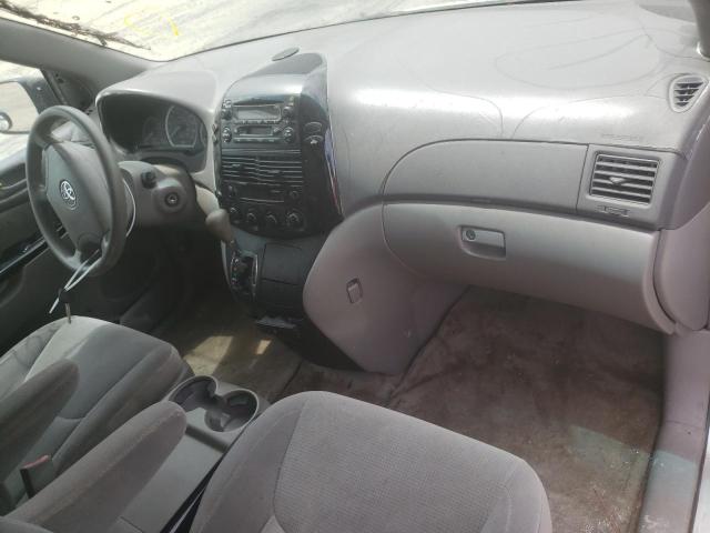 Photo 9 from auction – 2005 TOYOTA SIENNA CE with VIN 5TDZA23C15S341174