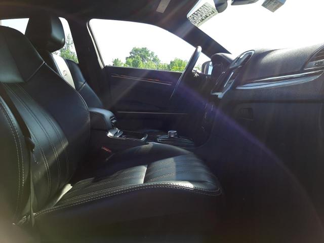 Photo 5 from auction – 2020 CHRYSLER 300 S with VIN 2C3CCAGG9LH146043