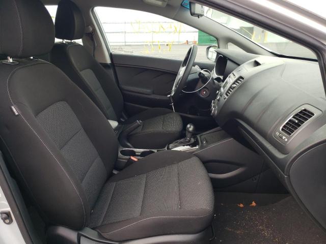 Photo 5 from auction – 2017 KIA FORTE LX with VIN KNAFK5A82H5730798