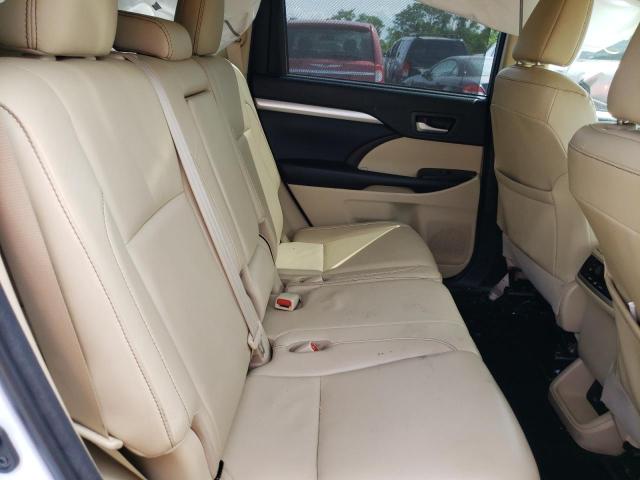 Photo 6 from auction – 2018 TOYOTA HIGHLANDER with VIN 5TDJZRFH9JS560514