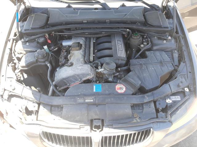 Photo 7 from auction – 2006 BMW 325 I with VIN WBAVB13556KR58350
