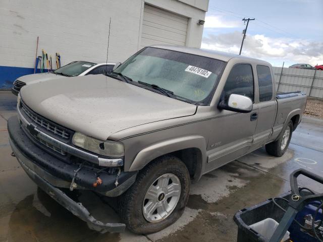Photo 2 from auction – 2000 CHEVROLET SILVERADO with VIN 1GCEK19T1YE393654