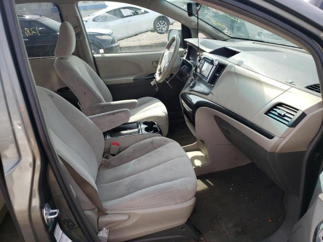 Photo 5 from auction – 2013 TOYOTA SIENNA LE with VIN 5TDJK3DC5DS050951
