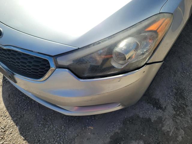Photo 9 from auction – 2015 KIA FORTE LX with VIN KNAFX4A62F5274387