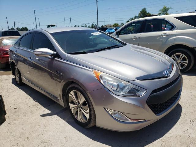 HYUNDAI SONATA HYB 2013 with VIN KMHEC4A49DA085258 - Photo from auction