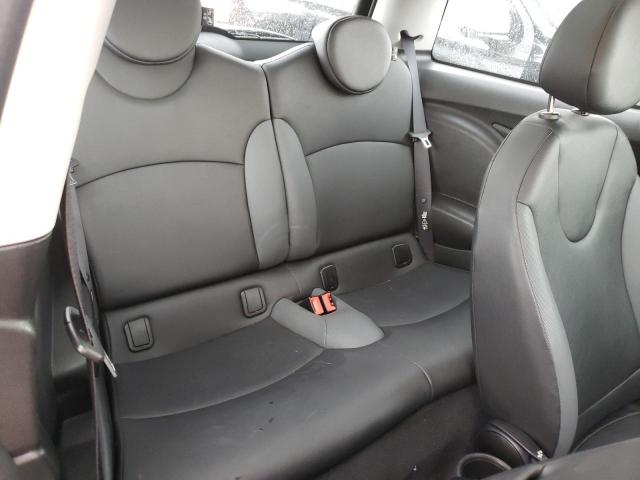 Photo 6 from auction – 2010 MINI COOPER with VIN WMWMF3C57ATZ64486