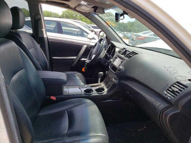 Photo 5 from auction – 2013 TOYOTA HIGHLANDER with VIN 5TDZK3EH7DS132855