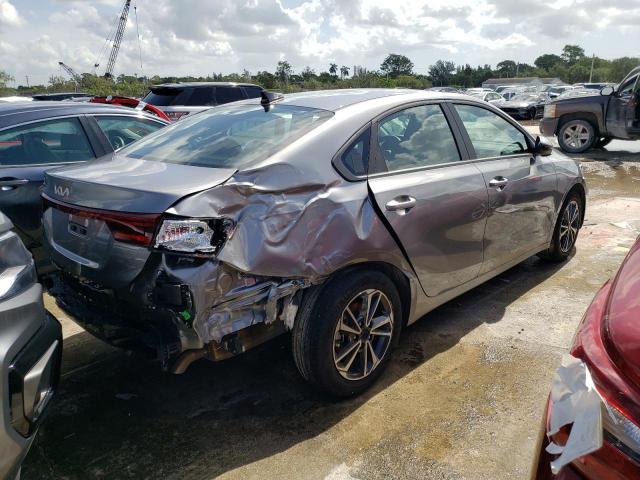 Photo 4 from auction – 2022 KIA FORTE FE with VIN 3KPF24AD3NE435039