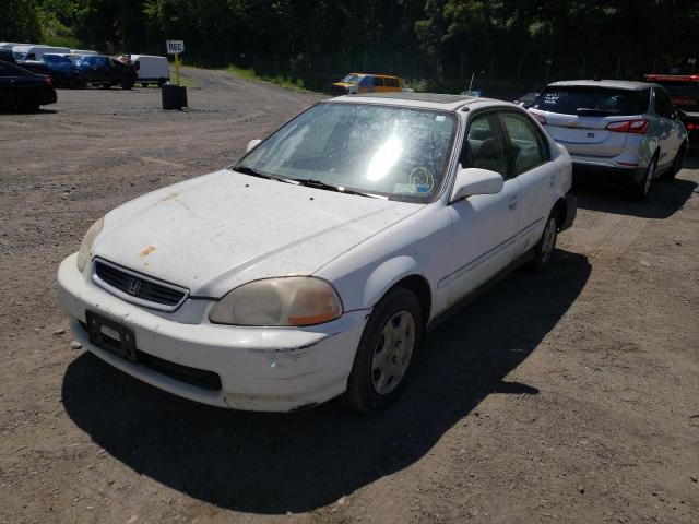 Photo 2 from auction – 1998 HONDA CIVIC with VIN 2HGEJ8648WH557319