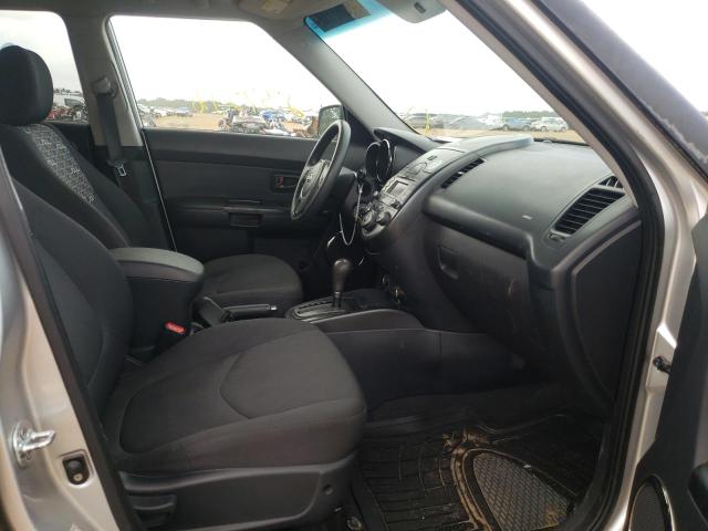 Photo 5 from auction – 2010 KIA SOUL + with VIN KNDJT2A20A7108277