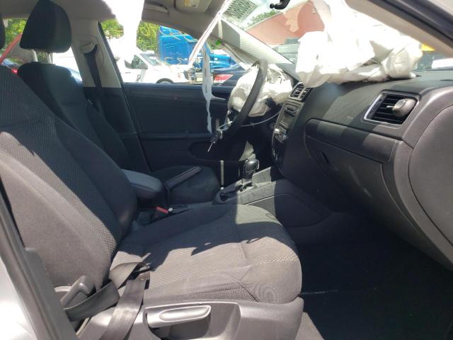 Photo 5 from auction – 2014 VOLKSWAGEN JETTA BASE with VIN 3VW2K7AJ8EM221365