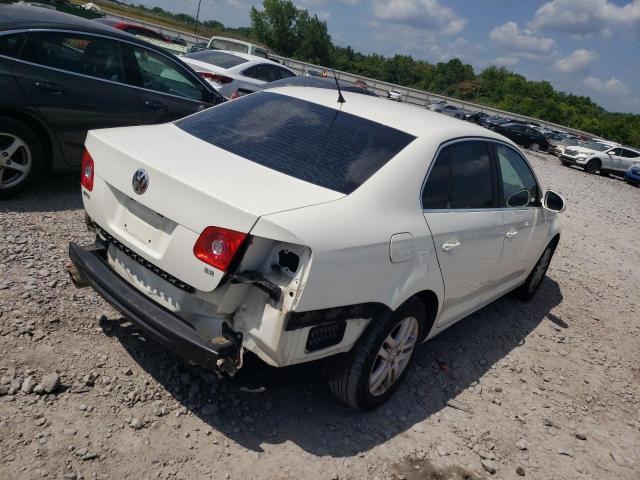 Photo 4 from auction – 2007 VOLKSWAGEN JETTA WOLF with VIN 3VWEF71K67M178576