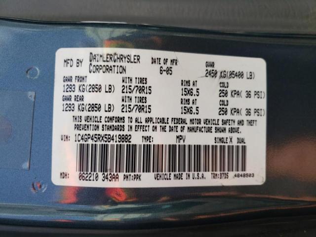 Photo 10 from auction – 2005 CHRYSLER TOWN & COU with VIN 1C4GP45RX5B419882