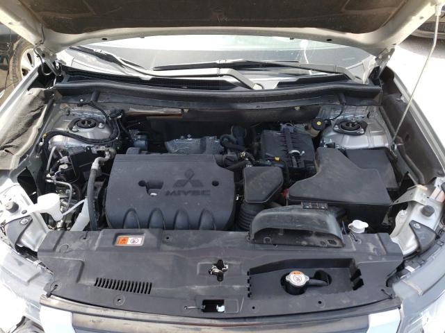Photo 7 from auction – 2020 MITSUBISHI OUTLANDER with VIN JA4AD3A37LZ016659