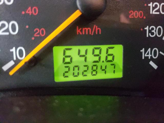 Photo 8 from auction – 2002 FORD FOCUS ZTS with VIN 1FAFP38352W133073