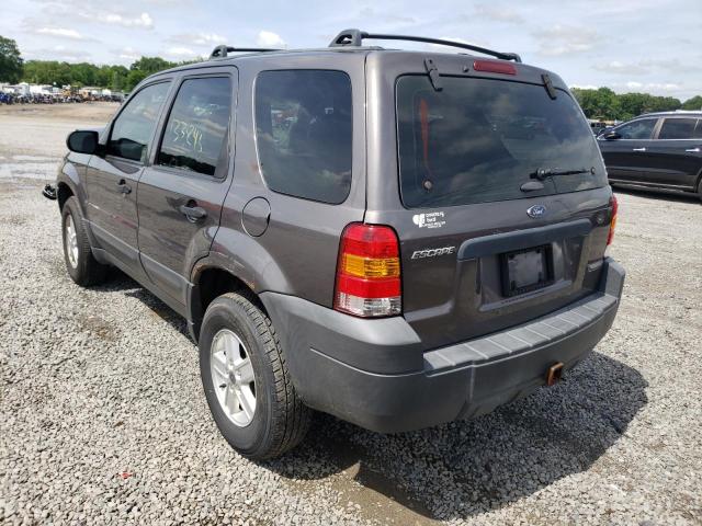Photo 3 from auction – 2005 FORD ESCAPE XLS with VIN 1FMYU92Z05KA52842