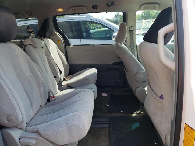 Photo 6 from auction – 2013 TOYOTA SIENNA LE with VIN 5TDKK3DC8DS296493