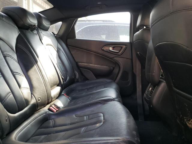 Photo 6 from auction – 2015 CHRYSLER 200 S with VIN 1C3CCCBB3FN651028
