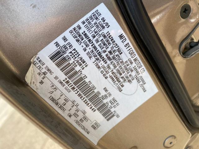 Photo 10 from auction – 2005 MERCURY GRAND MARQ with VIN 2MEFM75W65X667649
