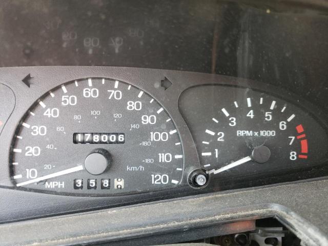 Photo 8 from auction – 2002 FORD ESCORT ZX2 with VIN 3FAFP11372R156372