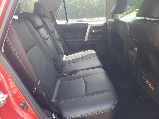 Photo 6 from auction – 2018 TOYOTA 4RUNNER SR with VIN JTEZU5JR2J5171807