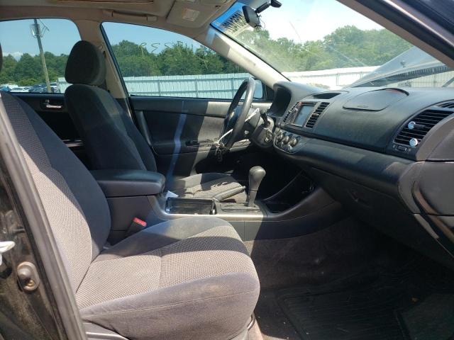 Photo 5 from auction – 2003 TOYOTA CAMRY LE with VIN 4T1BE32K83U246023