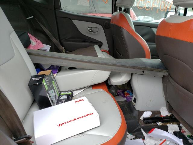 Photo 6 from auction – 2016 JEEP RENEGADE L with VIN ZACCJADT1GPC61405