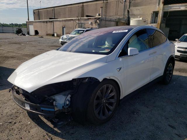 Photo 2 from auction – 2017 TESLA MODEL X with VIN 5YJXCDE29HF059665