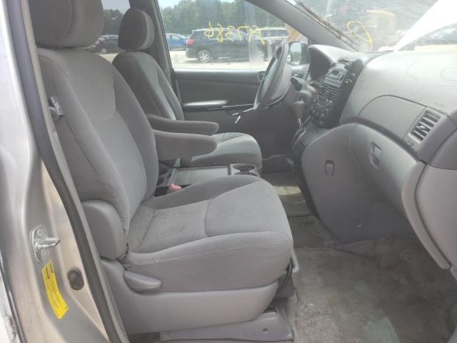 Photo 5 from auction – 2005 TOYOTA SIENNA CE with VIN 5TDZA23C15S341174