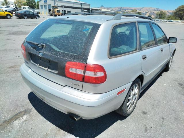 Photo 4 from auction – 2004 VOLVO V40 1.9T with VIN YV1VW27584F040678
