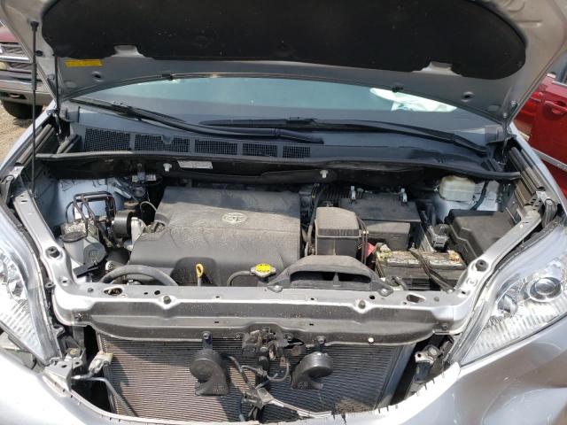 Photo 7 from auction – 2016 TOYOTA SIENNA XLE with VIN 5TDYK3DC1GS698323