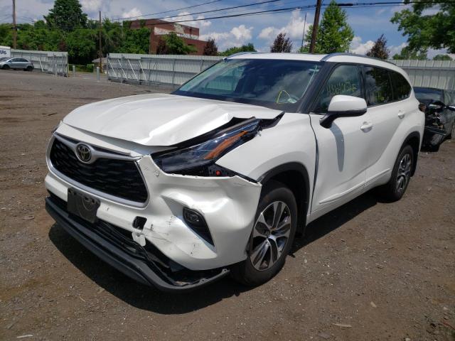 Photo 2 from auction – 2021 TOYOTA HIGHLANDER with VIN 5TDHZRBH8MS552381