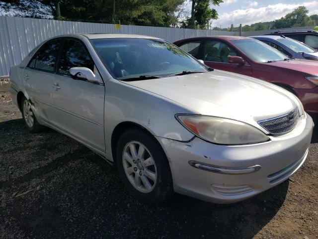 TOYOTA CAMRY LE 2002 with VIN 4T1BF30KX2U535192 - Photo from auction