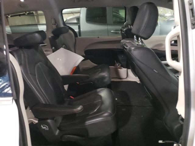 Photo 6 from auction – 2017 CHRYSLER PACIFICA T with VIN 2C4RC1EGXHR782397