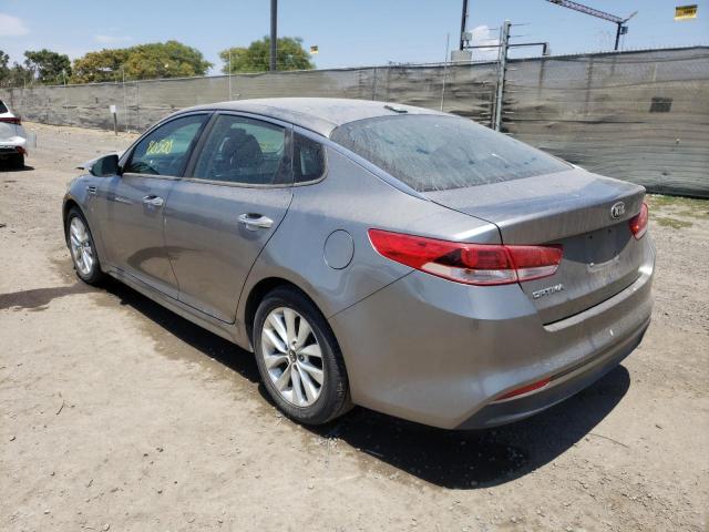 Photo 3 from auction – 2017 KIA OPTIMA LX with VIN 5XXGT4L36HG128370