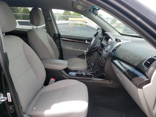 Photo 5 from auction – 2015 KIA SORENTO LX with VIN 5XYKTCA69FG653188