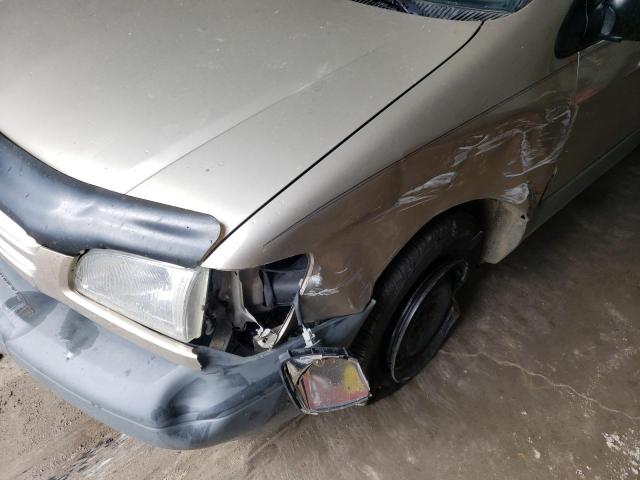Photo 9 from auction – 2000 TOYOTA SIENNA with VIN 4T3ZF13C3YU305954
