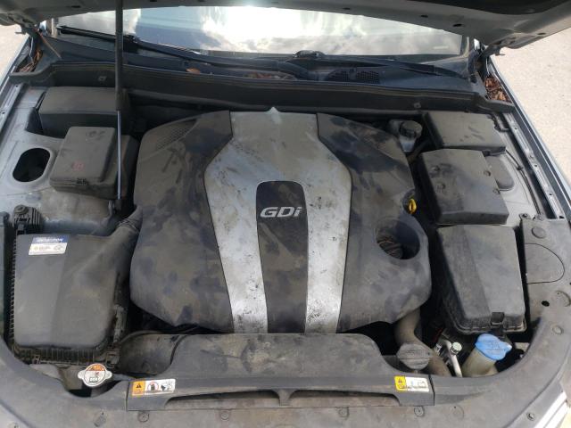 Photo 7 from auction – 2014 HYUNDAI GENESIS 3. with VIN KMHGC4DD2EU262835